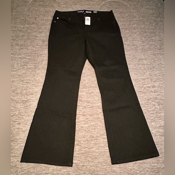 ♠️Torrid Denim Black Jeans ♠️ - Picture 2 of 9